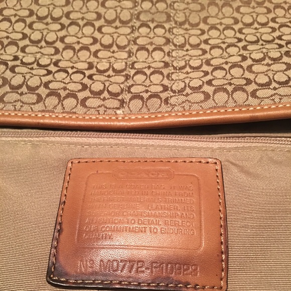 Coach Signature Hobo Bag - Picture 3 of 8